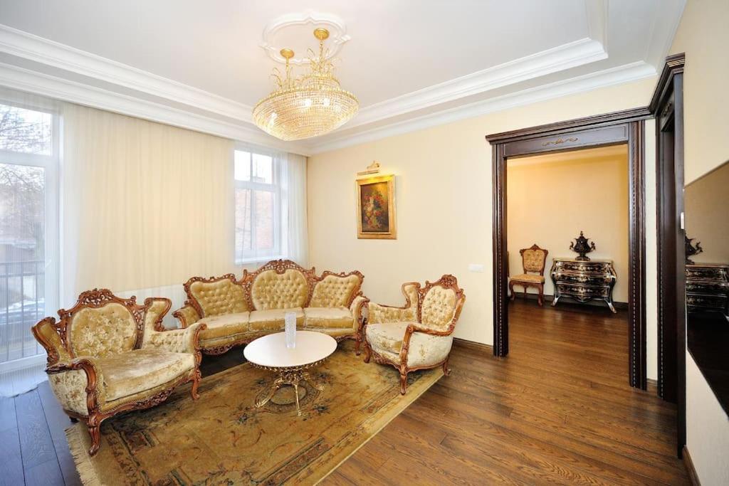 Luxury Old Town Apartment Kaunas Exterior foto